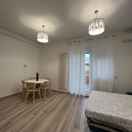 Apartment Tulip Luxury Howme