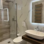 Tulip Luxury Howme Apartment